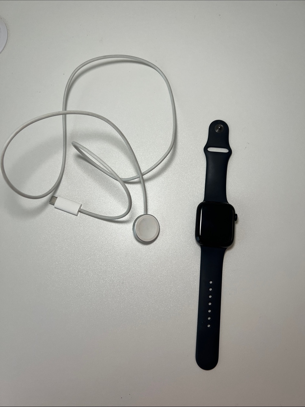 Apple Watch Series 7  45MM with cable charger bands and case
